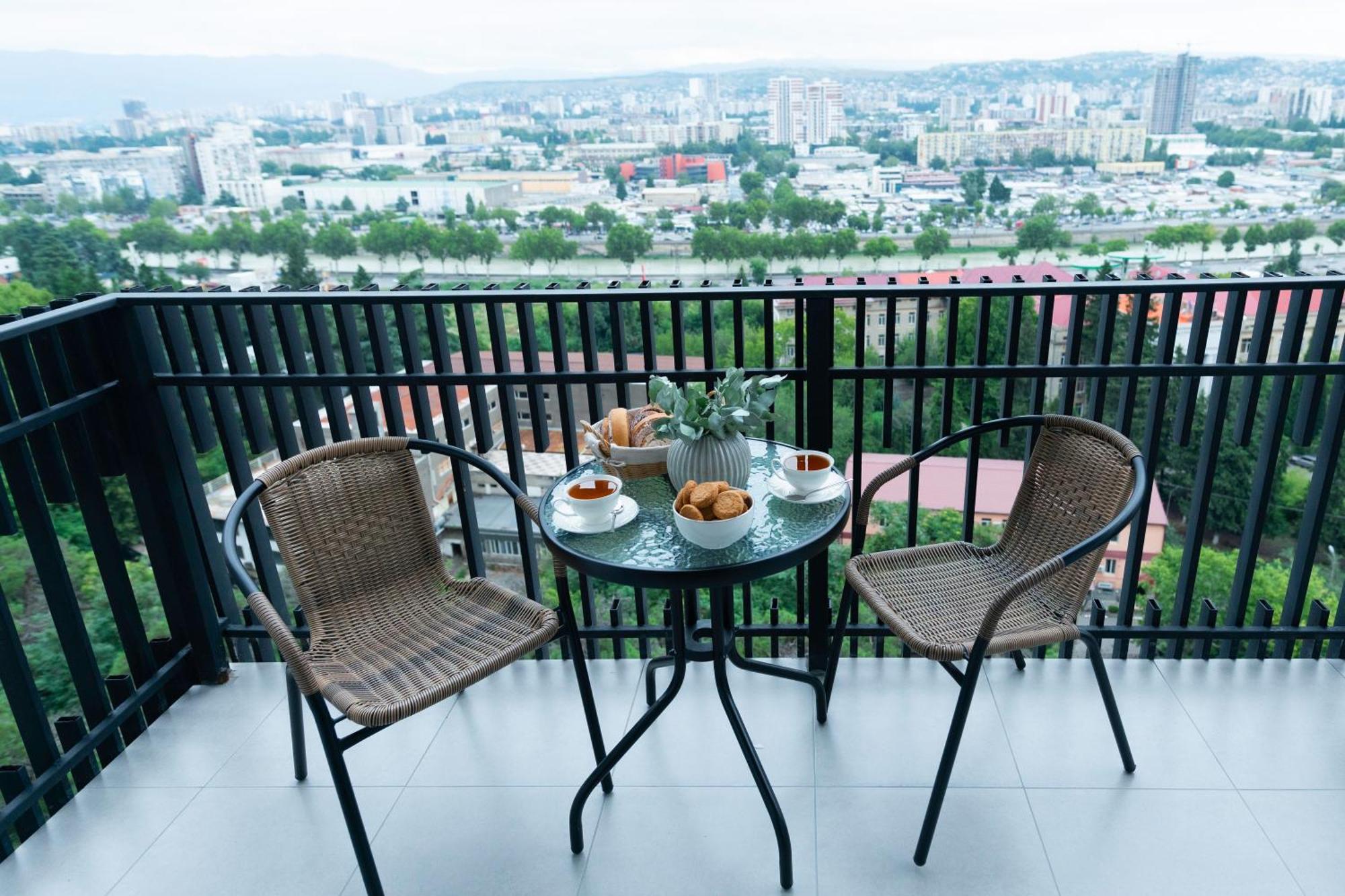 Luxury Inn Grand Residences Tbilisi Zimmer foto